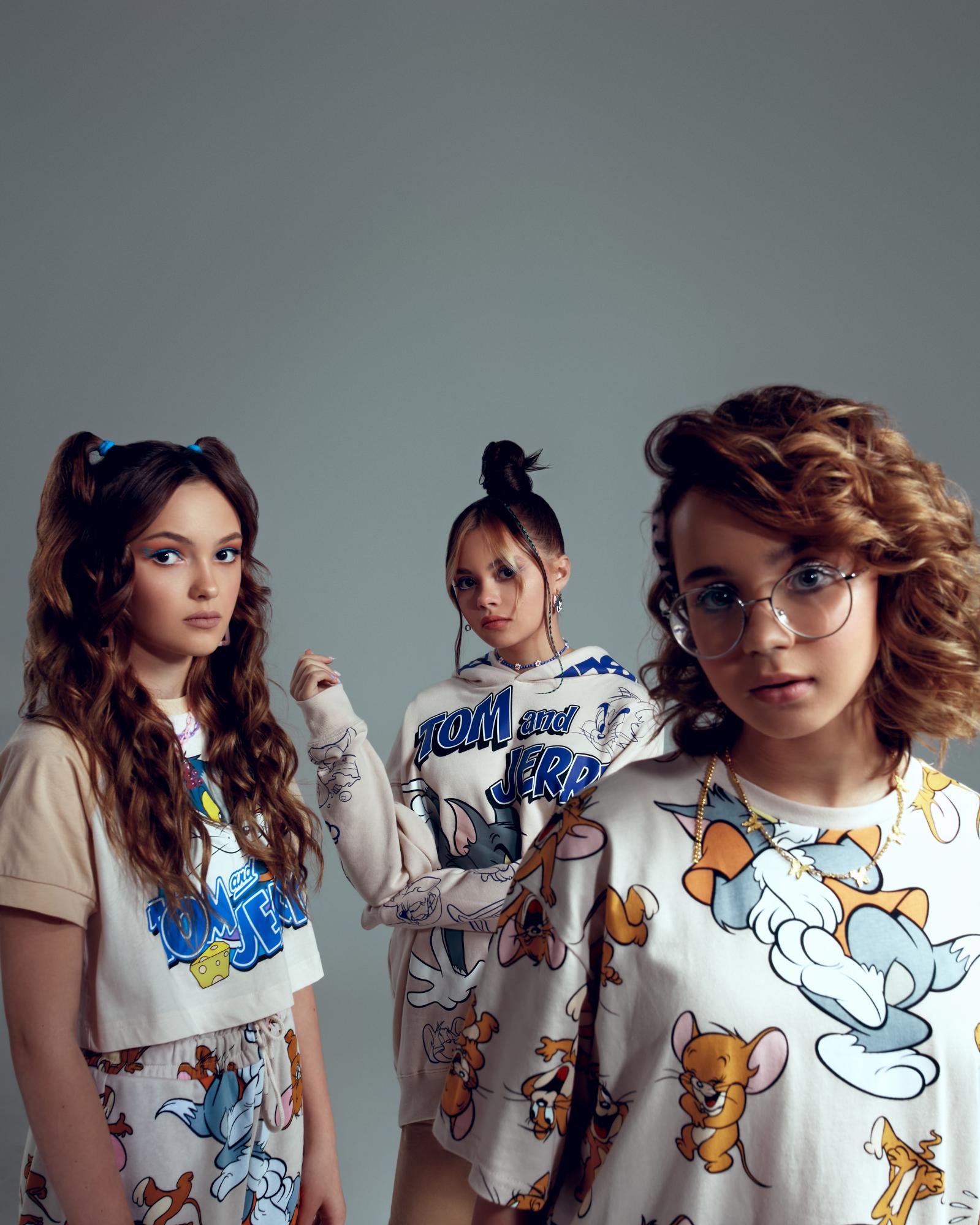 Что известно про девушек из группы ТОК, которых называют кумирами украинской молодежи (фото)